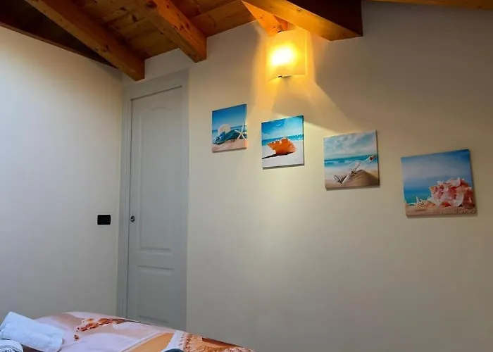 Attic Rosa Con Posto Auto Privato