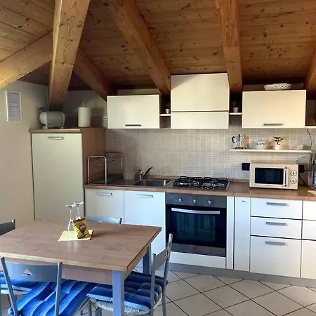 Attic Rosa Con Posto Auto Privato Apartment San Bartolomeo Al Mare