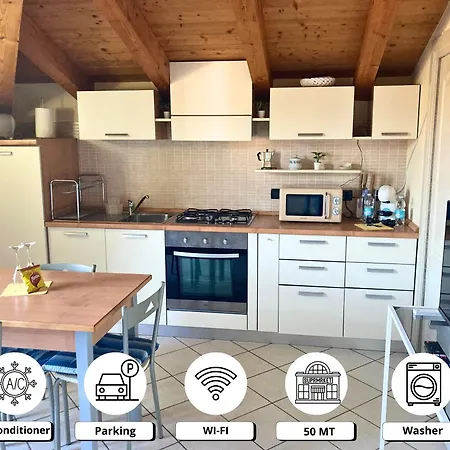 Apartment Attic Rosa Con Posto Auto Privato